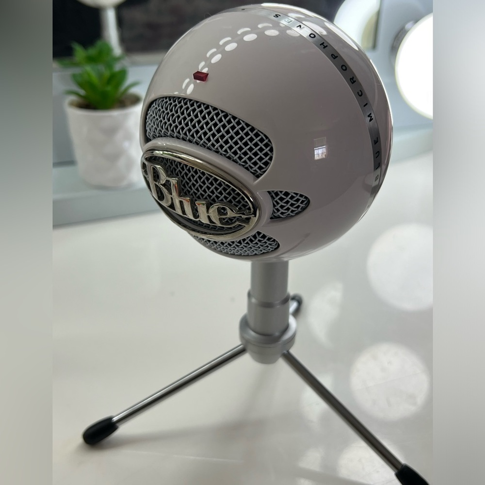 Blue speaker